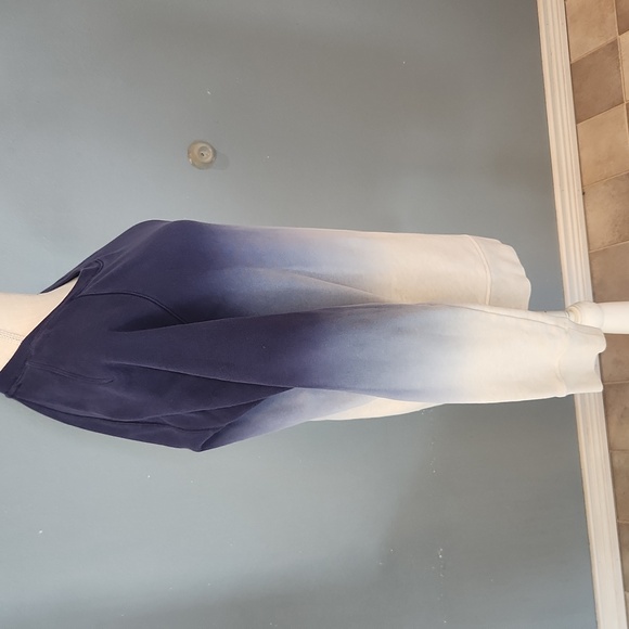 Vince Ombre Crewneck 100% Cotton Thick Terrycloth Sweatshirt Athleisure Minimal - Picture 5 of 8